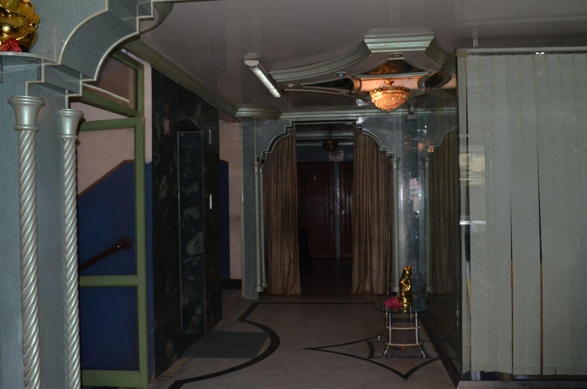 Hotel T.A.P. Paradise Μπανγκαλόρ Εξωτερικό φωτογραφία